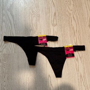 Maidenform Thong Underwear Bundle (2)